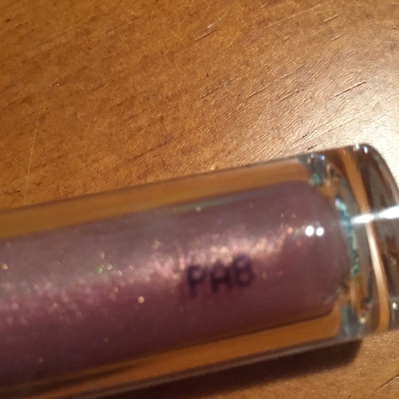 Tarte Vitamin- Infused Lipgloss - Picture 3 of 6